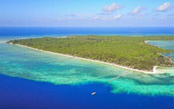 Pesona Pulau Hoga Wakatobi: Ketika Laboratorium Penelitian Biologi Laut Berpadu dengan Surga Wisata Bahari Dunia